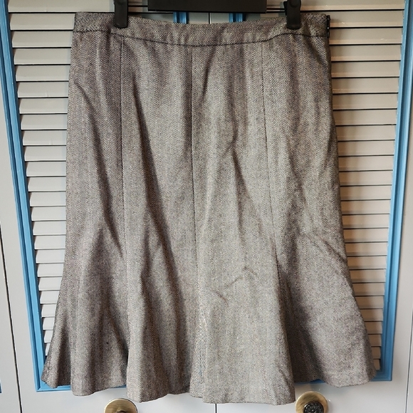 Chaps Grey Herringbone Wool Blend Skirt - Picture 1 of 9